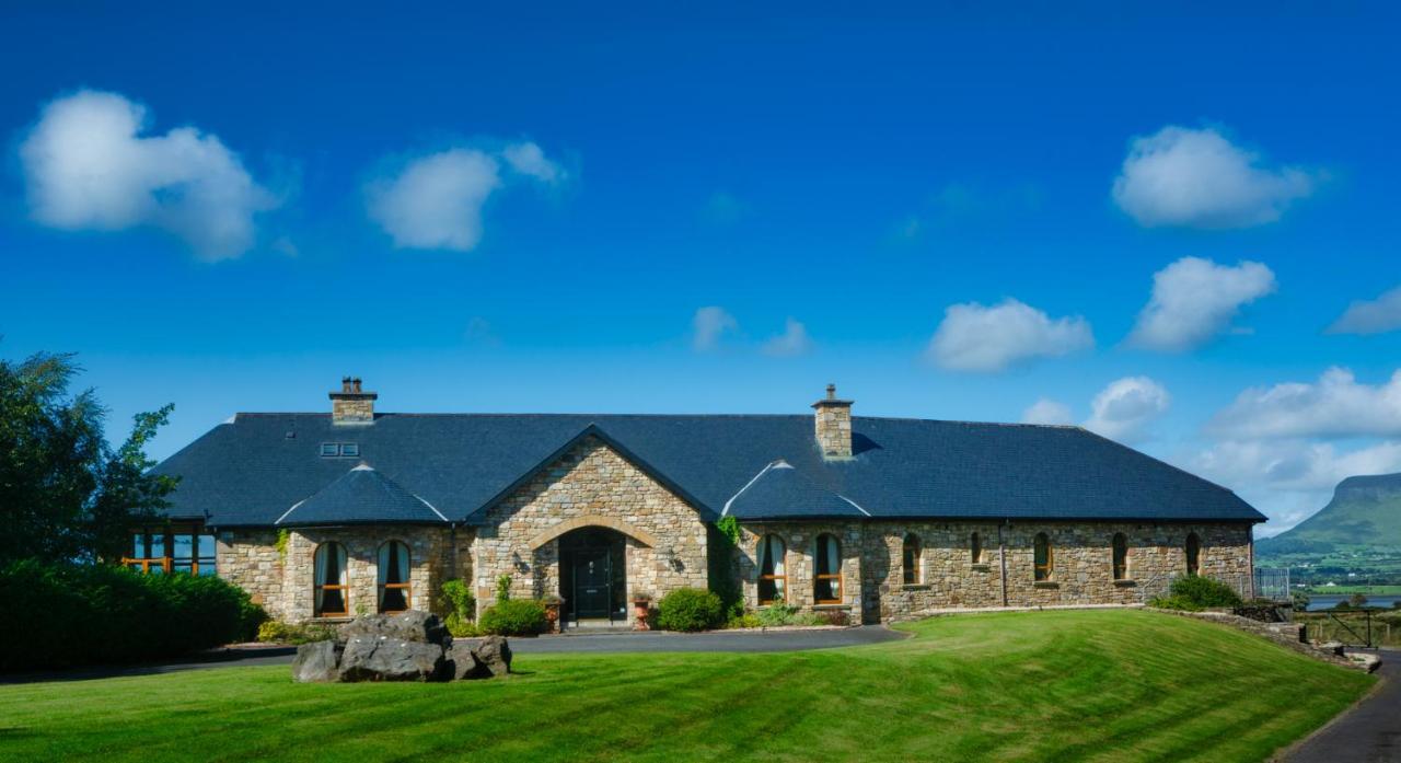 DOWN YONDER BOUTIQUE B&B, ROSSES POINT *****